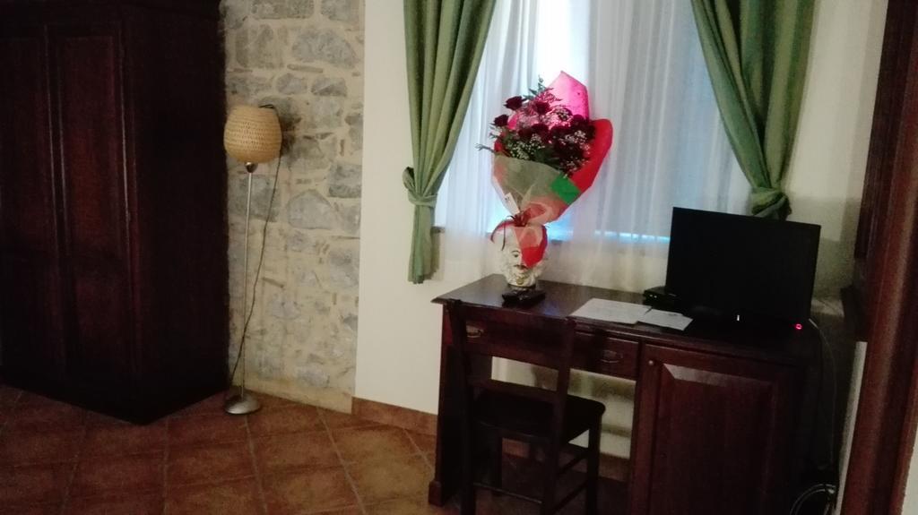 Agriturismo Valle Dell'Etna Roccella Valdemone Екстериор снимка